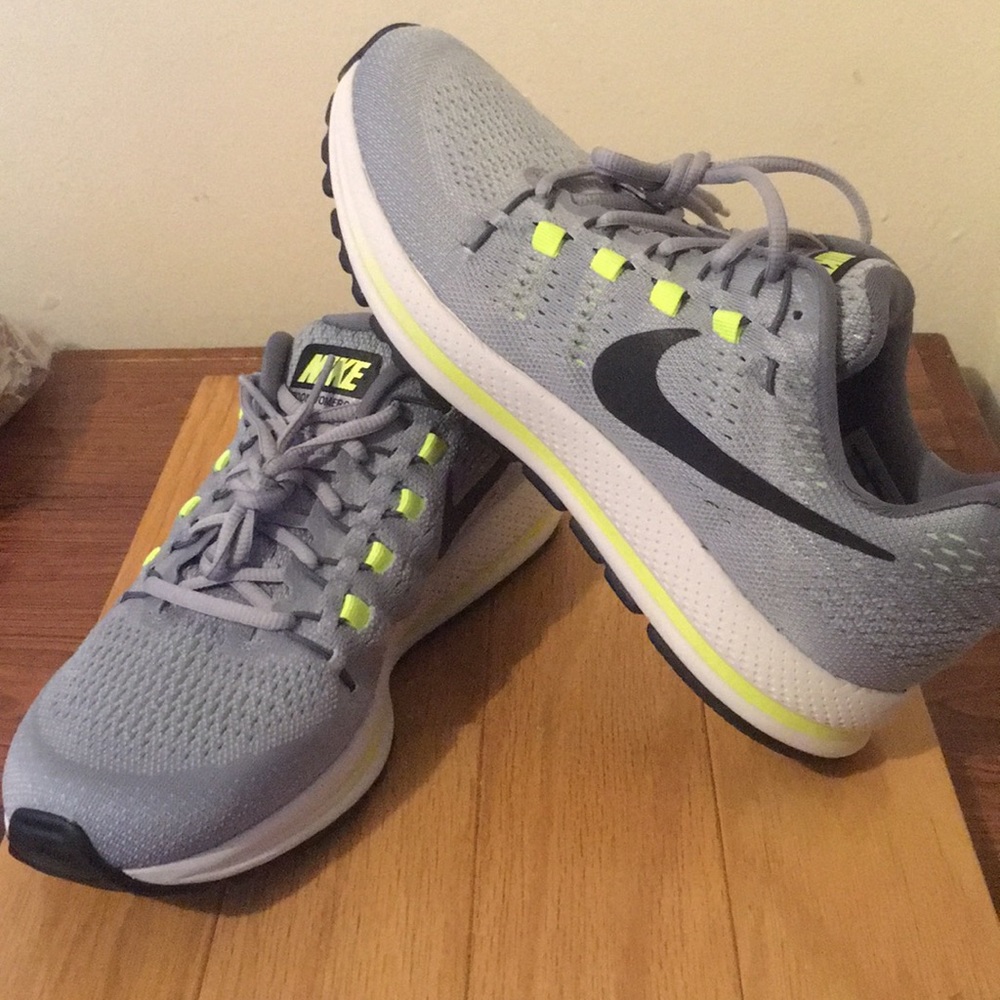 ‼️soldNike Air Zoom Vomero 12/ Size 9.5